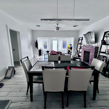Cozy Room In A Quiet Home マイアミ エクステリア 写真